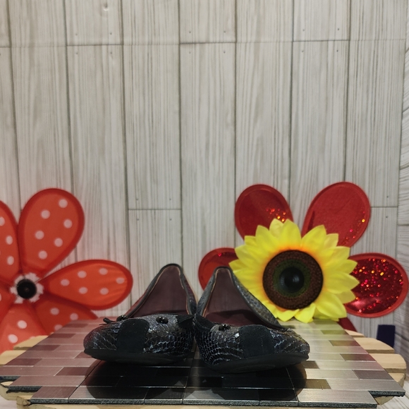 Marc Jacobs Shoes - Marc Jacobs  Snake Print Flats